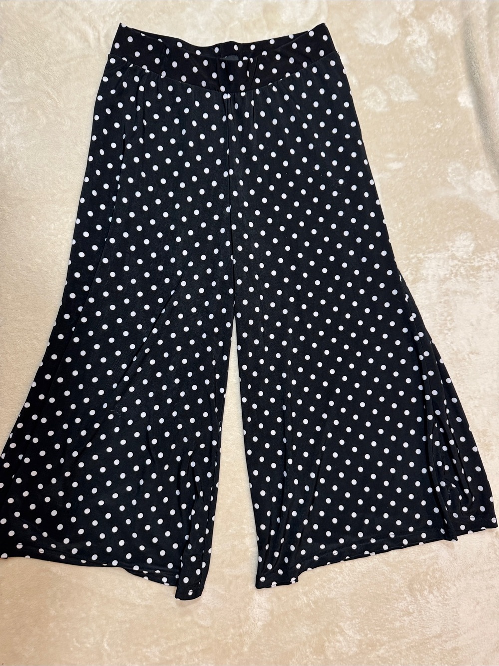 INC International Concepts Black with White Polka Dot Wide-Leg Capris